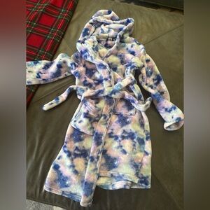 Land’s End Tie-Dye Girl’s Hooded Robe